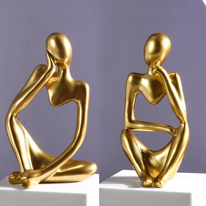 Estatua Pensador Abstrata