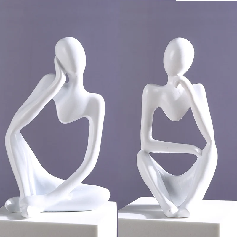 Estatua Pensador Abstrata