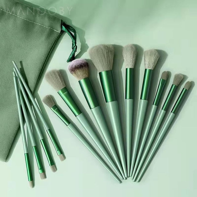 MAKE-UP BRUSHES SET