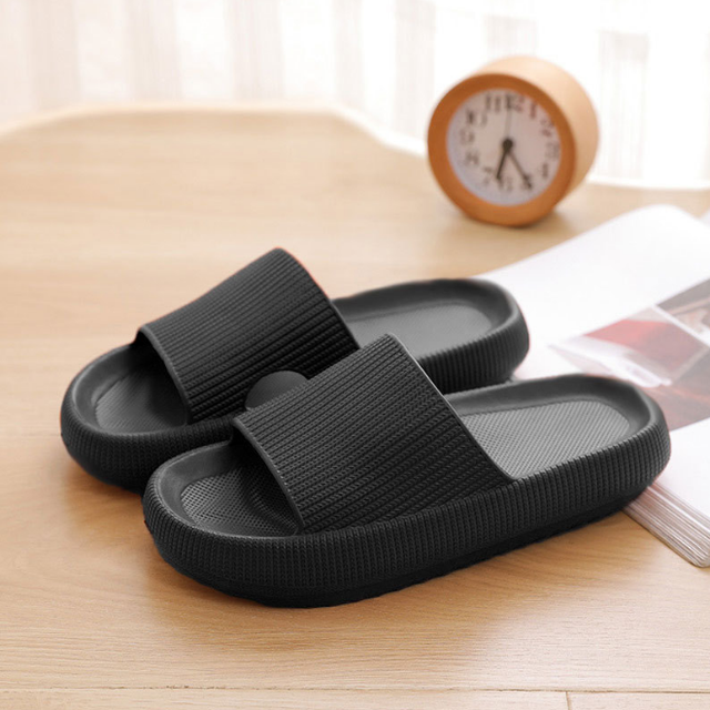 SOLE SOLE SLIPPERS