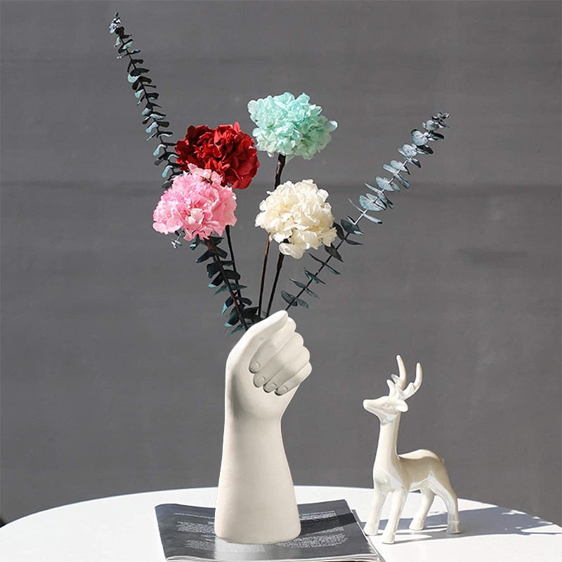 MODERN CREATIVE CERAMIC VASE