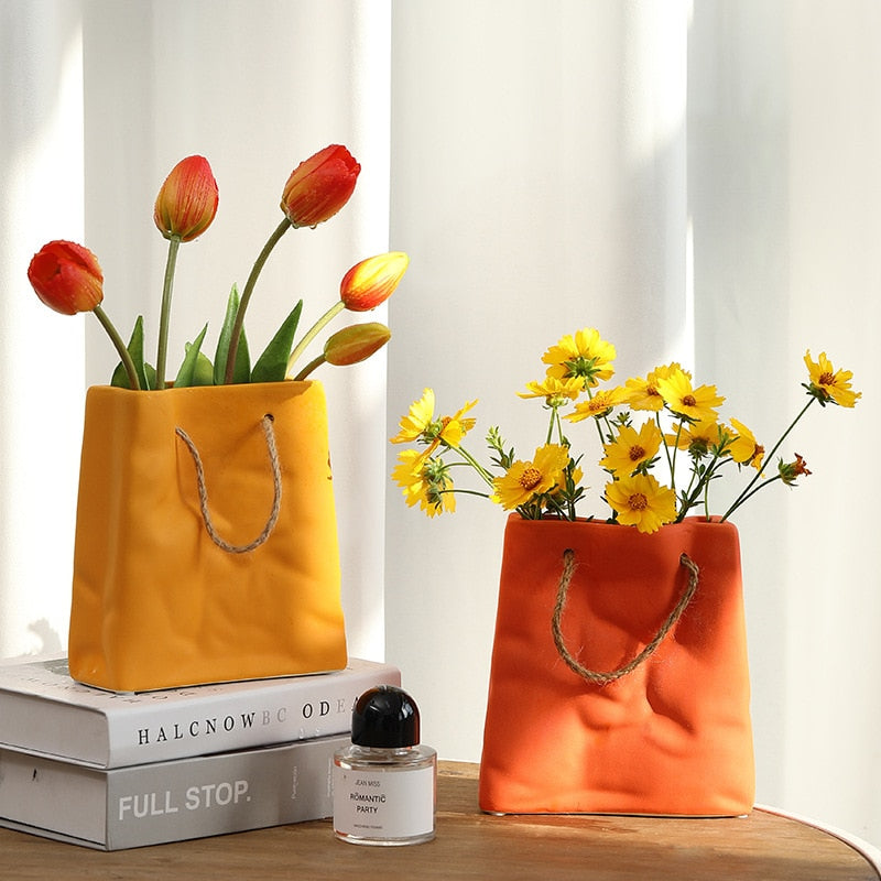 MODERN CERAMIC VASE
