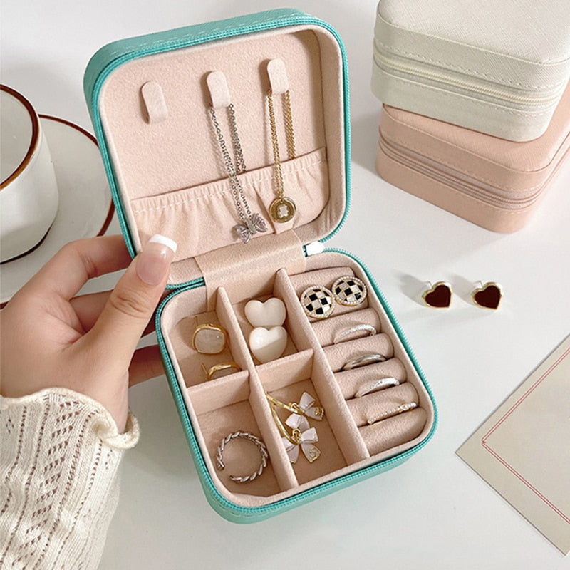 MINI JEWELRY CASE